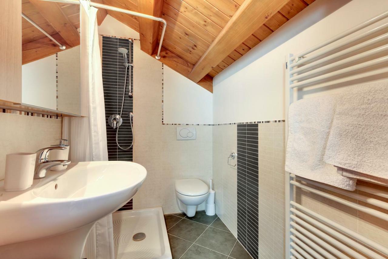 Apartament Little Canal 19 *